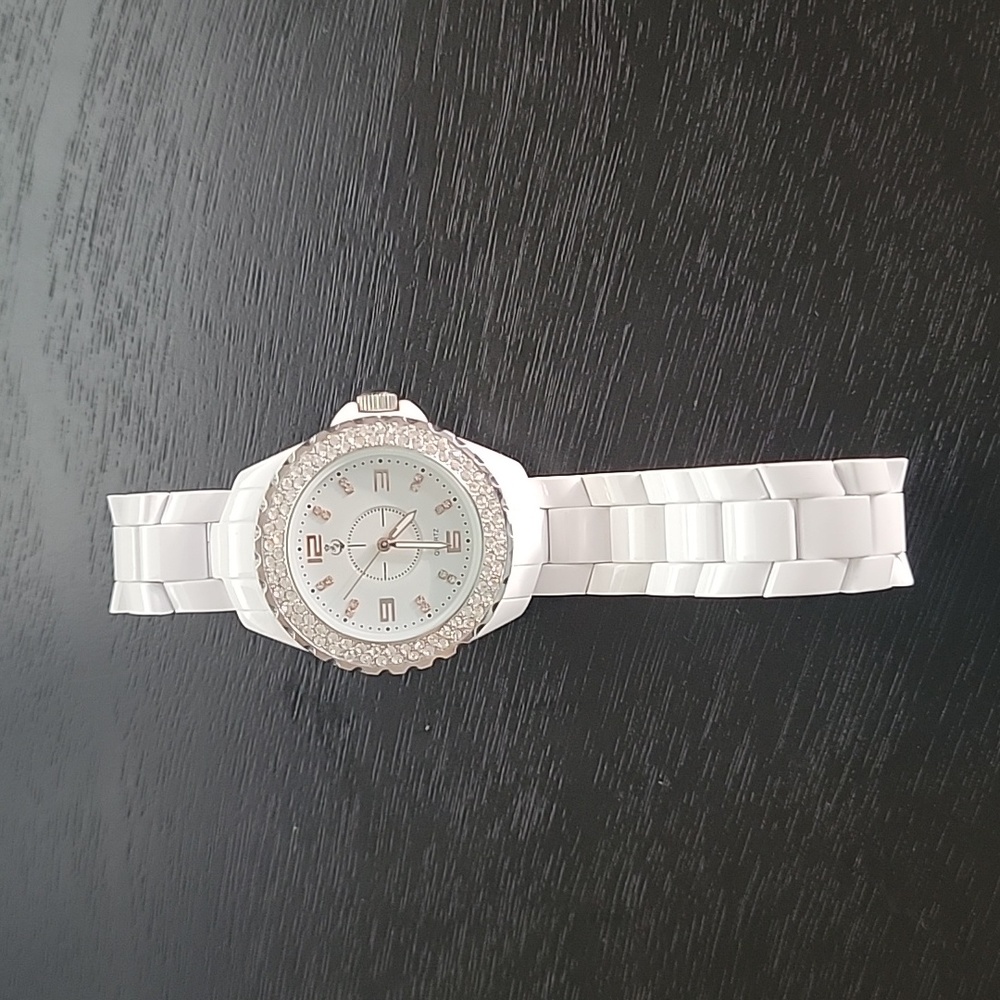 Premier Designs Watch in White
